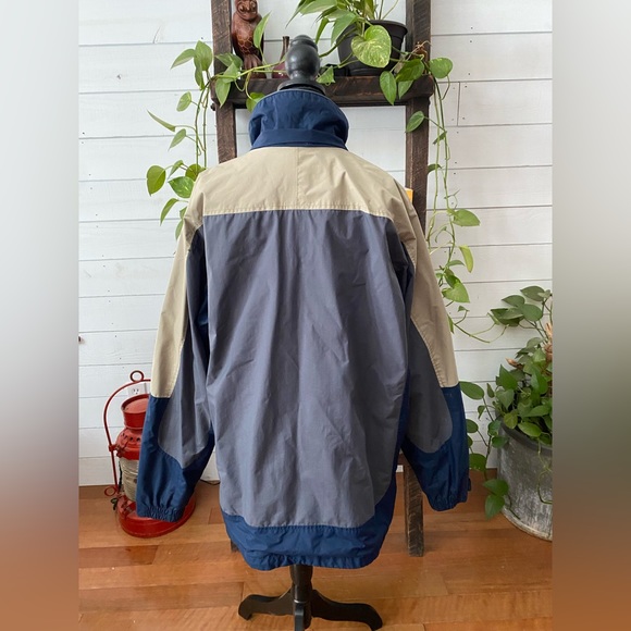 Columbia: Men’s Large Tall Core Jacket - Picture 5 of 17